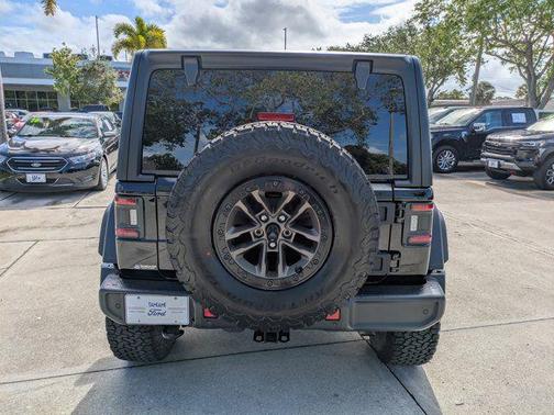 Black Clearcoat 2025 Jeep Wrangler Willys