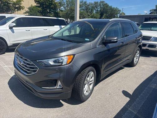 MAGNETIC METALLIC 2019 Ford Edge SEL