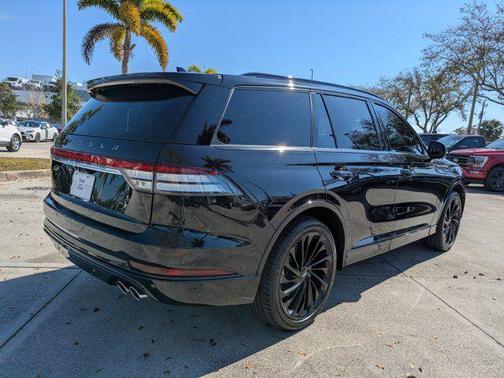 2024 Lincoln Aviator Black Label AWD