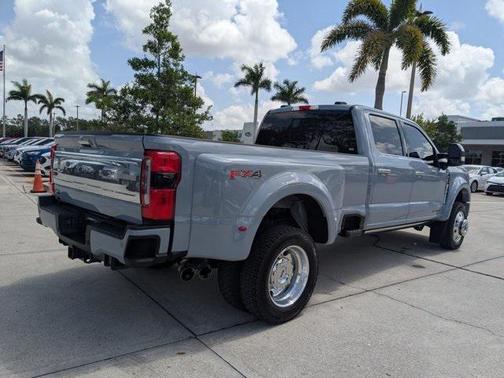 2024 Ford F-450 Limited