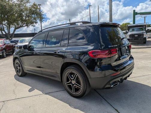 2024 Mercedes-Benz GLB 250 Base