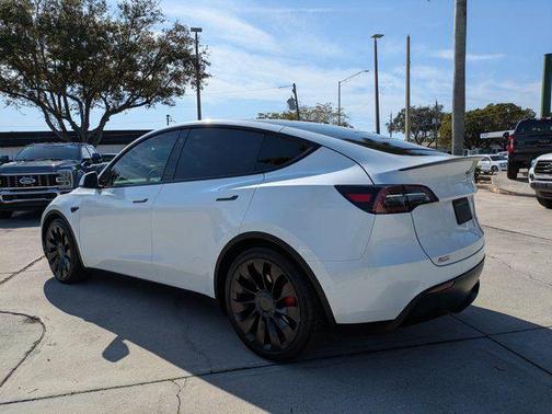 2022 Tesla Model Y Performance Dual Motor All-Wheel Drive