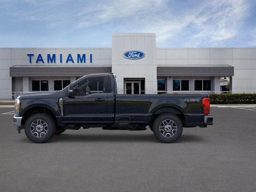 2025 Ford F-350 XLT