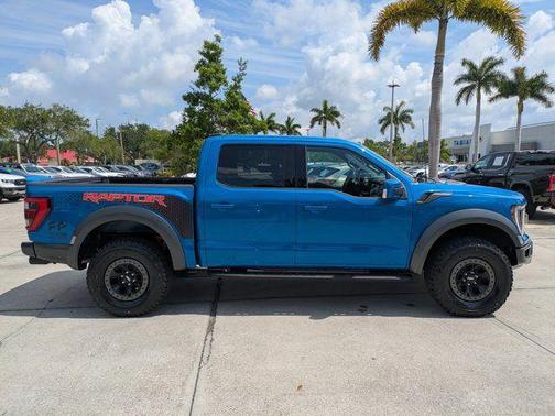 VELOCITY BLUE METALLIC 2021 Ford F-150 Raptor