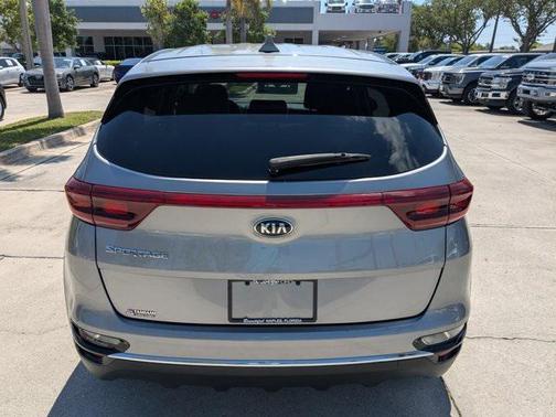 2022 Kia Sportage LX