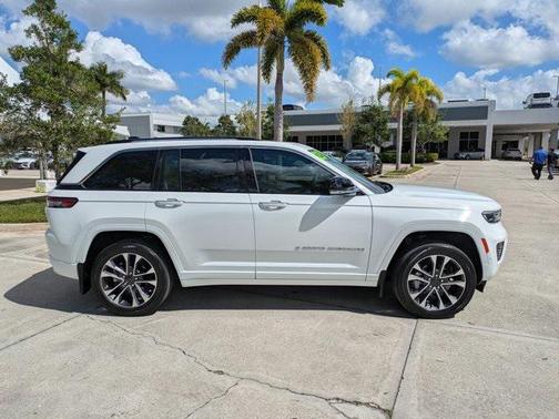2023 Jeep Grand Cherokee Overland