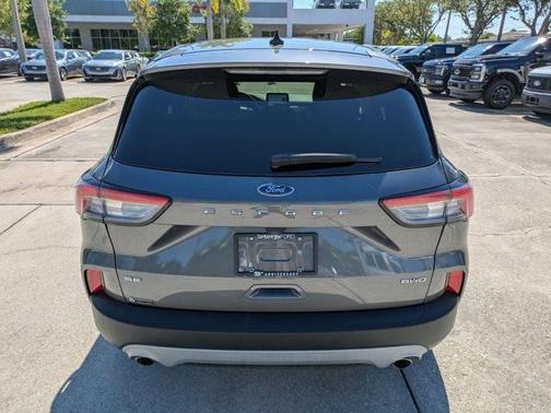 2022 Ford Escape SE