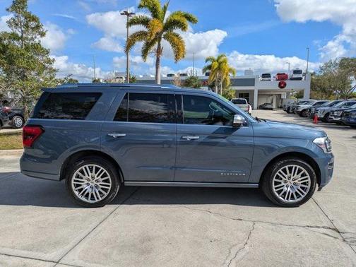 2022 Ford Expedition Platinum