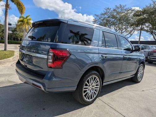 2022 Ford Expedition Platinum