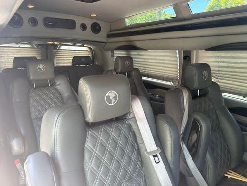 OXFORD WHITE 2024 Ford Transit-150 Base