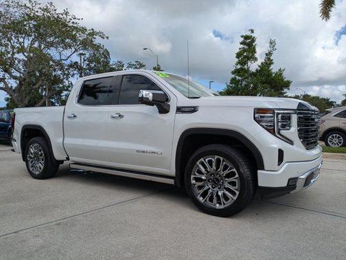 White Frost Tricoat 2025 GMC Sierra 1500 Denali Ultimate