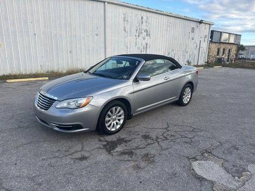 2014 Chrysler 200 Touring