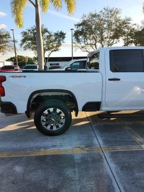 2022 Chevrolet Silverado 2500 Custom