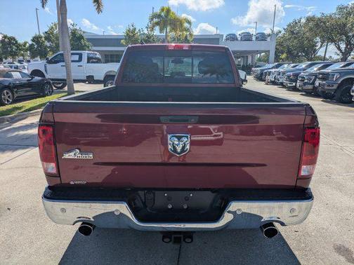 Delmonico Red Pearlcoat 2017 RAM 1500 Big Horn