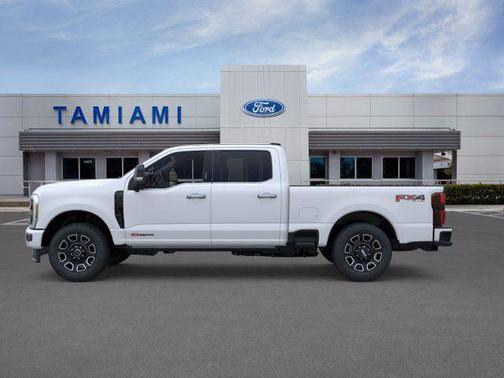 Star White Metallic Tri-Coat 2026 Ford F-350 Platinum