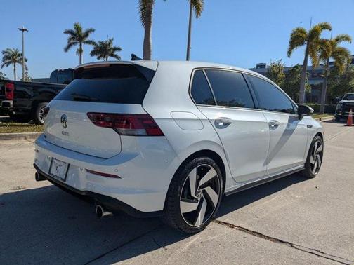 2023 Volkswagen Golf GTI 2.0T SE DSG