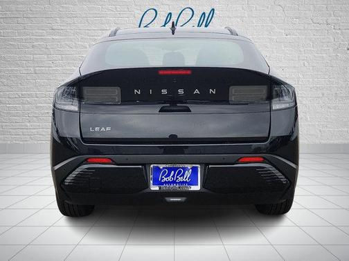 2026 Nissan Leaf PLATINUM+