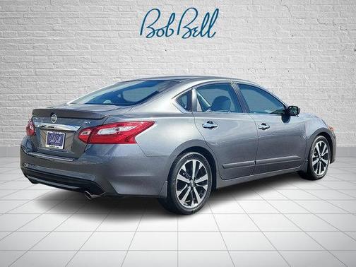 2016 Nissan Altima 2.5 SR