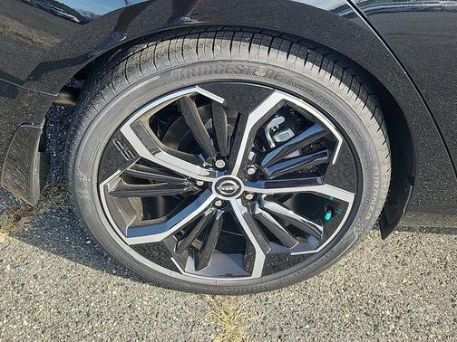 2025 Nissan Altima SR FWD