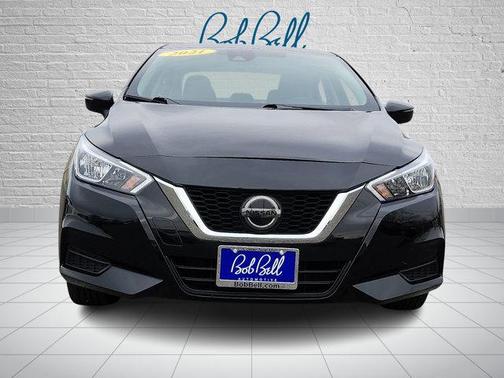 2021 Nissan Versa 1.6 SV