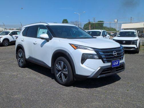 2025 Nissan Rogue SL
