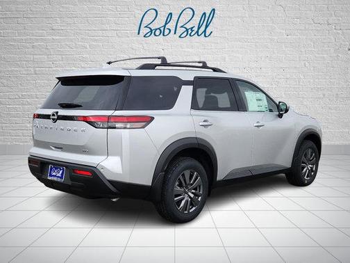 2025 Nissan Pathfinder SV 4WD