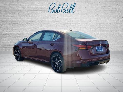 2025 Nissan Altima SR FWD