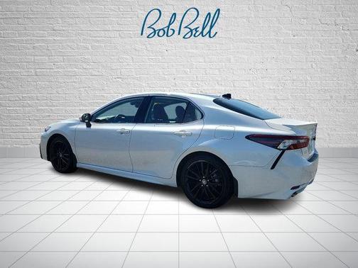 Pearl 2021 Toyota Camry XSE