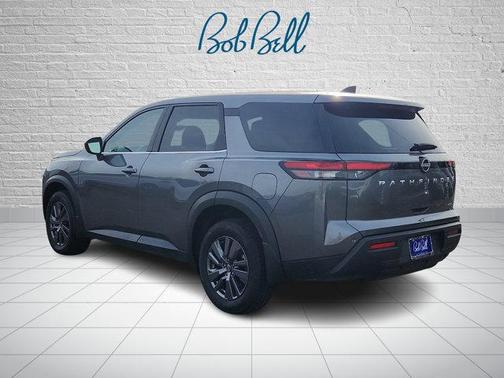 2024 Nissan Pathfinder S 4WD