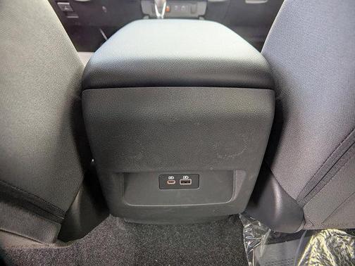 2025 Nissan Frontier S