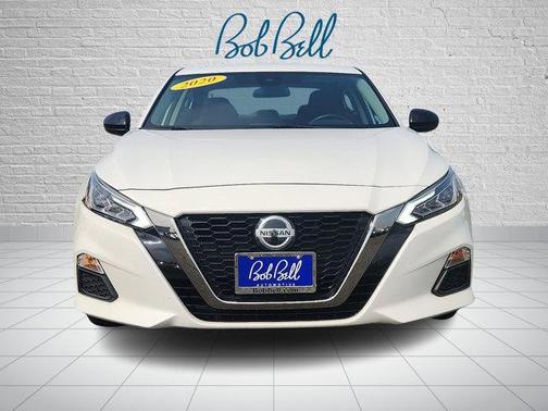 2020 Nissan Altima SR FWD