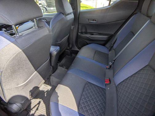 2020 Toyota C-HR XLE