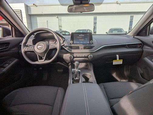 2025 Nissan Altima S FWD