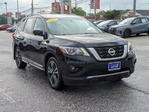 2017 Nissan Pathfinder Platinum