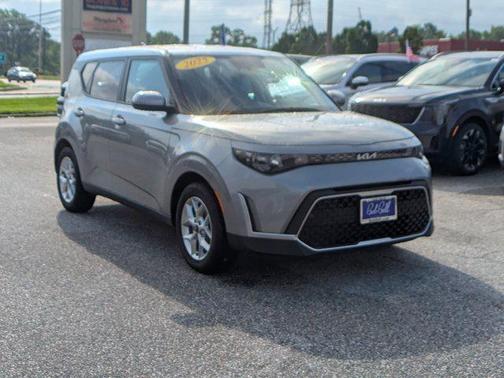 2025 Kia Soul LX
