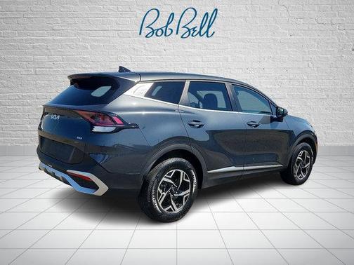 Gravity Gray 2024 Kia Sportage LX