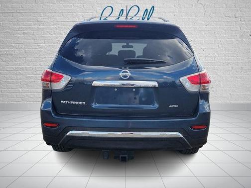 2015 Nissan Pathfinder S