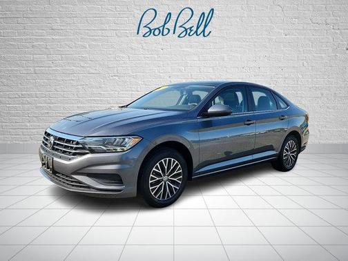 Platinum Gray Metallic 2021 Volkswagen Jetta 1.4T SE