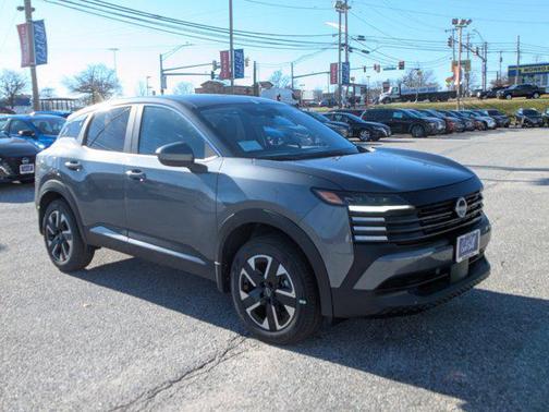 2025 Nissan Kicks SV