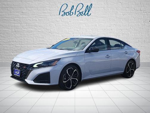 2023 Nissan Altima SR FWD