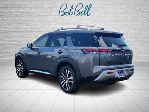 2025 Nissan Pathfinder Platinum 4WD