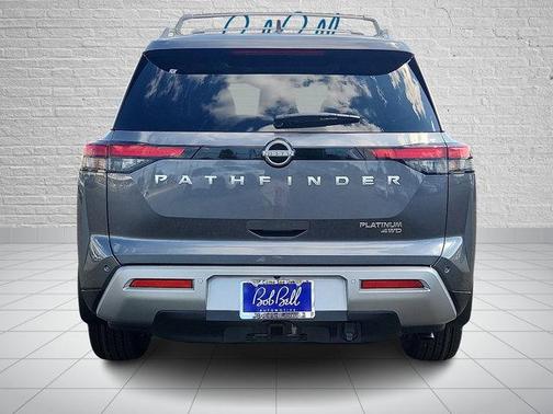 2025 Nissan Pathfinder Platinum 4WD