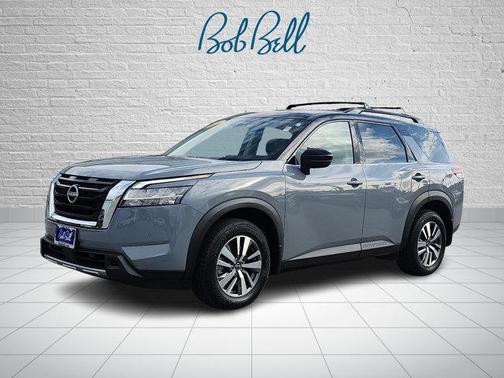 2024 Nissan Pathfinder SL 4WD