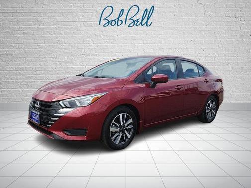 Scarlet Ember Tintcoat 2024 Nissan Versa 1.6 SV