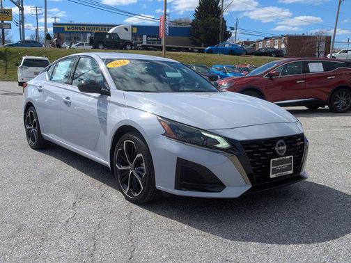 2024 Nissan Altima SR Intelligent AWD