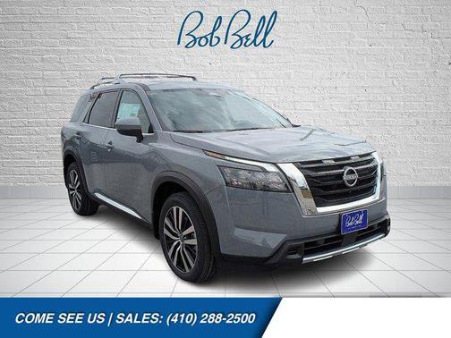 2025 Nissan Pathfinder Platinum 4WD