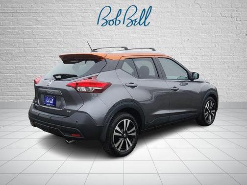 Gun Metallic/Monarch Orange 2020 Nissan Kicks SV