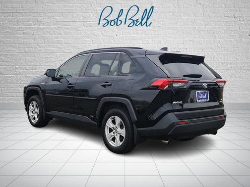 2021 Toyota RAV4 Hybrid LE