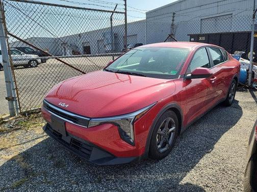 Currant Red 2025 Kia K4 LXS