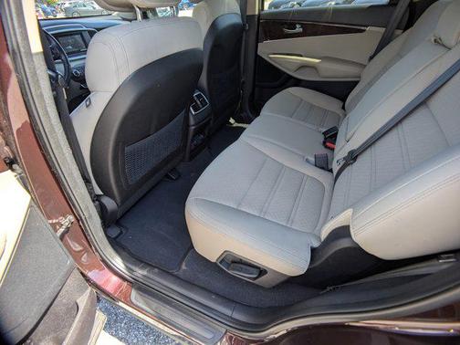 2016 Kia Sorento LX